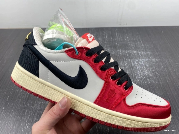 HYPE Home Trophy OG Air Room FN0432-017 Jordan x 1 Low 0816